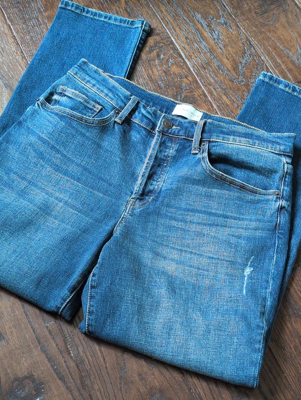 OLIVER LOGAN I Ludlow Relaxed Vintage Medium Indigo Blue Straight Leg Jeans, 28